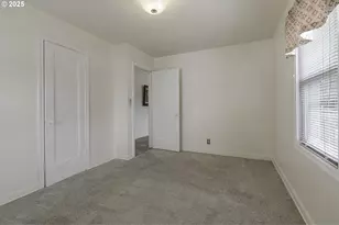 1216 NE 80th Ave, Portland, OR 97213 - Photo 16