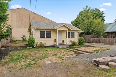 102 Holeman Ave, Eugene, OR 97404 - Photo 4