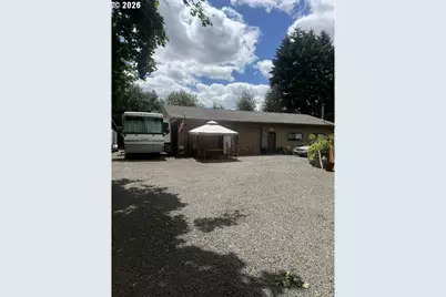 84 Green Ln, Eugene, OR 97404 - Photo 2