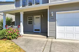 512 NW 147th St, Vancouver, WA 98685 - Photo 2
