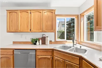 512 NW 147th St, Vancouver, WA 98685 - Photo 12