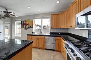 2207 NE 154th Ave, Vancouver, WA 98684 - Photo 8