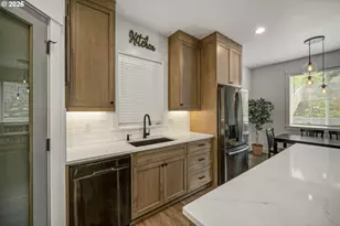 175 NW Beaver Ct, Dallas, OR 97338 - Photo 18