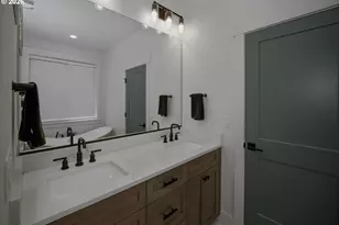 175 NW Beaver Ct, Dallas, OR 97338 - Photo 32