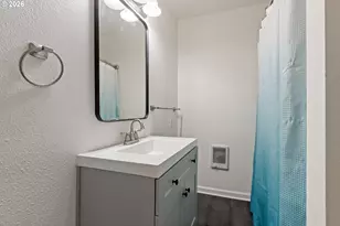 169 W Hazel St, Roseburg, OR 97471 - Photo 20
