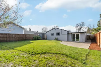 169 W Hazel St, Roseburg, OR 97471 - Photo 36