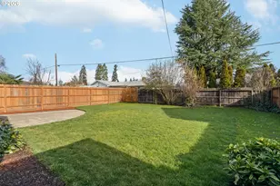 169 W Hazel St, Roseburg, OR 97471 - Photo 38