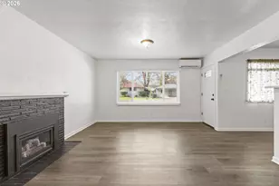 169 W Hazel St, Roseburg, OR 97471 - Photo 10