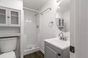 169 W Hazel St, Roseburg, OR 97471 - Photo 28