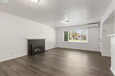 169 W Hazel St, Roseburg, OR 97471 - Photo 4