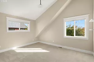 5801 S Kelly Ave, Portland, OR 97239 - Photo 28