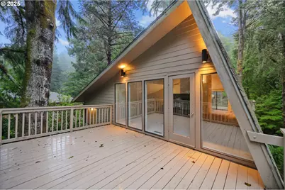 563 Fairway Dr, Gleneden Beach, OR 97388 - Photo 18