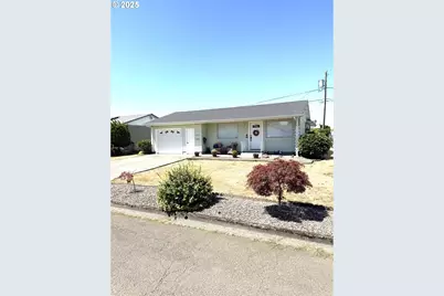1073 Randolph Rd, Woodburn, OR 97071 - Photo 1