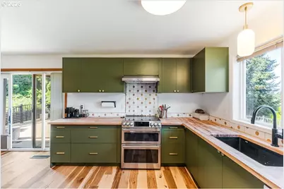 10623 NE Fox Farm Rd, Dundee, OR 97115 - Photo 28