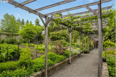 10623 NE Fox Farm Rd, Dundee, OR 97115 - Photo 26