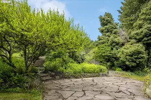 10623 NE Fox Farm Rd, Dundee, OR 97115 - Photo 14