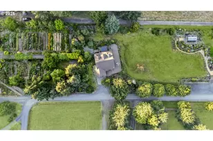 10623 NE Fox Farm Rd, Dundee, OR 97115 - Photo 2