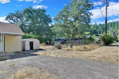 47563 Union St, Oakridge, OR 97463 - Photo 26
