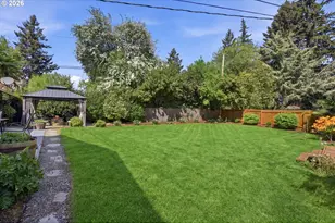1400 SE 146th Pl, Portland, OR 97233 - Photo 38