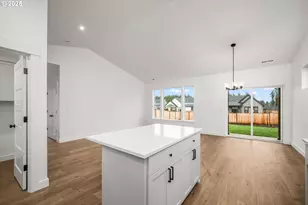 88092 Wymore Ln, Veneta, OR 97487 - Photo 10