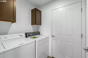 7843 Cadence Ln, White City, OR 97503 - Photo 12
