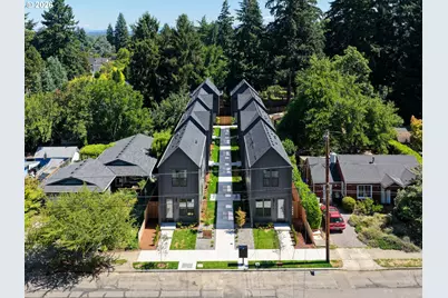 9215 N Seneca St, Portland, OR 97203 - Photo 16