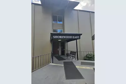 5585 E Evergreen Blvd, Vancouver, WA 98661 - Photo 1