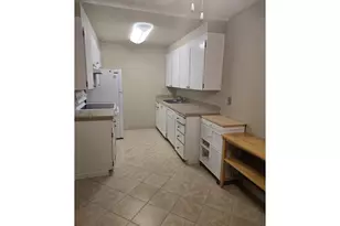 5585 E Evergreen Blvd, Vancouver, WA 98661 - Photo 2