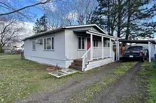 400 D St, Dallesport, WA 98617 - Photo 2