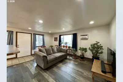 400 D St, Dallesport, WA 98617 - Photo 4