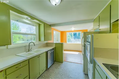 35271 McKenzie View Dr, Springfield, OR 97478 - Photo 6