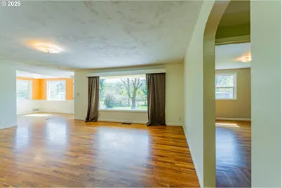 35271 McKenzie View Dr, Springfield, OR 97478 - Photo 4