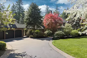 21469 Waterford Pl, West Linn, OR 97068 - Photo 2