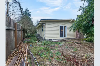 4833 SW Buddington St, Portland, OR 97219 - Photo 26
