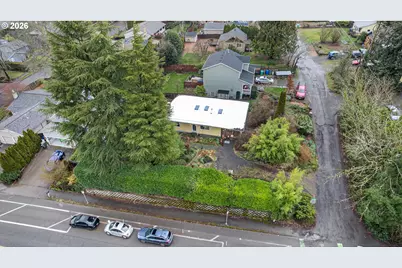 4833 SW Buddington St, Portland, OR 97219 - Photo 34