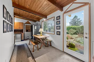 4833 SW Buddington St, Portland, OR 97219 - Photo 8