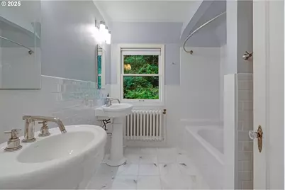 2966 NW Cornell Rd, Portland, OR 97210 - Photo 20