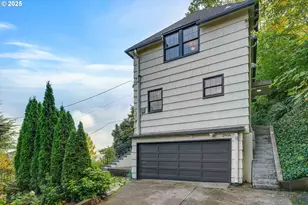 2966 NW Cornell Rd, Portland, OR 97210 - Photo 2