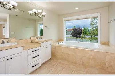 1712 S Dusky Dr, Ridgefield, WA 98642 - Photo 16