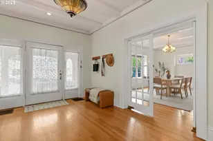 908 NW 25th Ave, Portland, OR 97210 - Photo 6