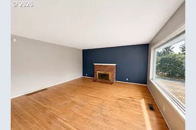 10505 SE Long St, Portland, OR 97266 - Photo 6