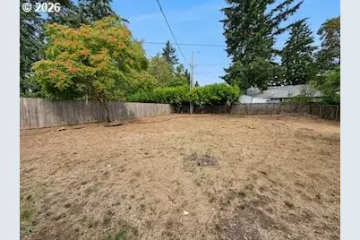 10505 SE Long St, Portland, OR 97266 - Photo 24