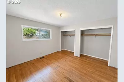 10505 SE Long St, Portland, OR 97266 - Photo 8