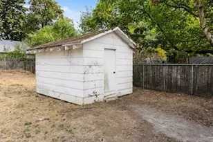 10505 SE Long St, Portland, OR 97266 - Photo 26