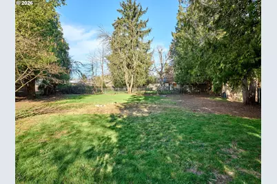 7911 SE Sunnyside Dr, Milwaukie, OR 97222 - Photo 42