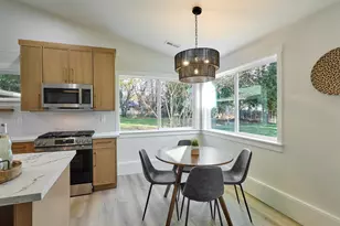 7911 SE Sunnyside Dr, Milwaukie, OR 97222 - Photo 10