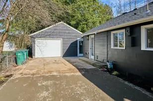 7911 SE Sunnyside Dr, Milwaukie, OR 97222 - Photo 36