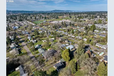 7911 SE Sunnyside Dr, Milwaukie, OR 97222 - Photo 46