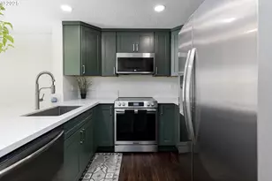 13949 Beavercreek Rd, Oregon City, OR 97045 - Photo 10