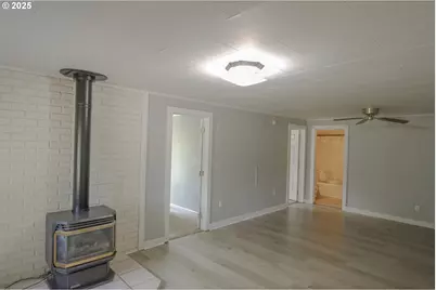 58798 Fairview Rd, Coquille, OR 97423 - Photo 6